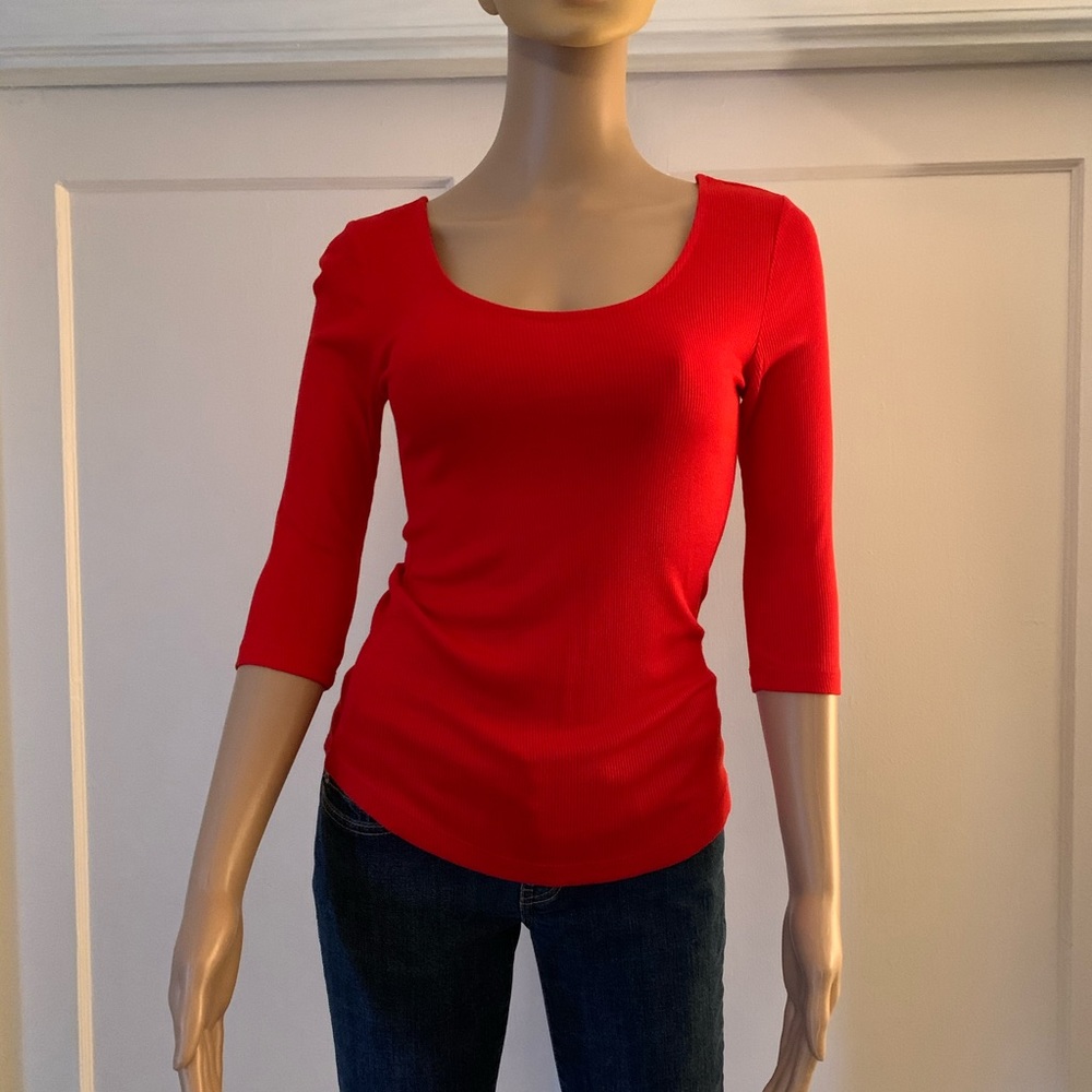 NWOT Red Ribbed 3/4 Length H&M Stretch Top